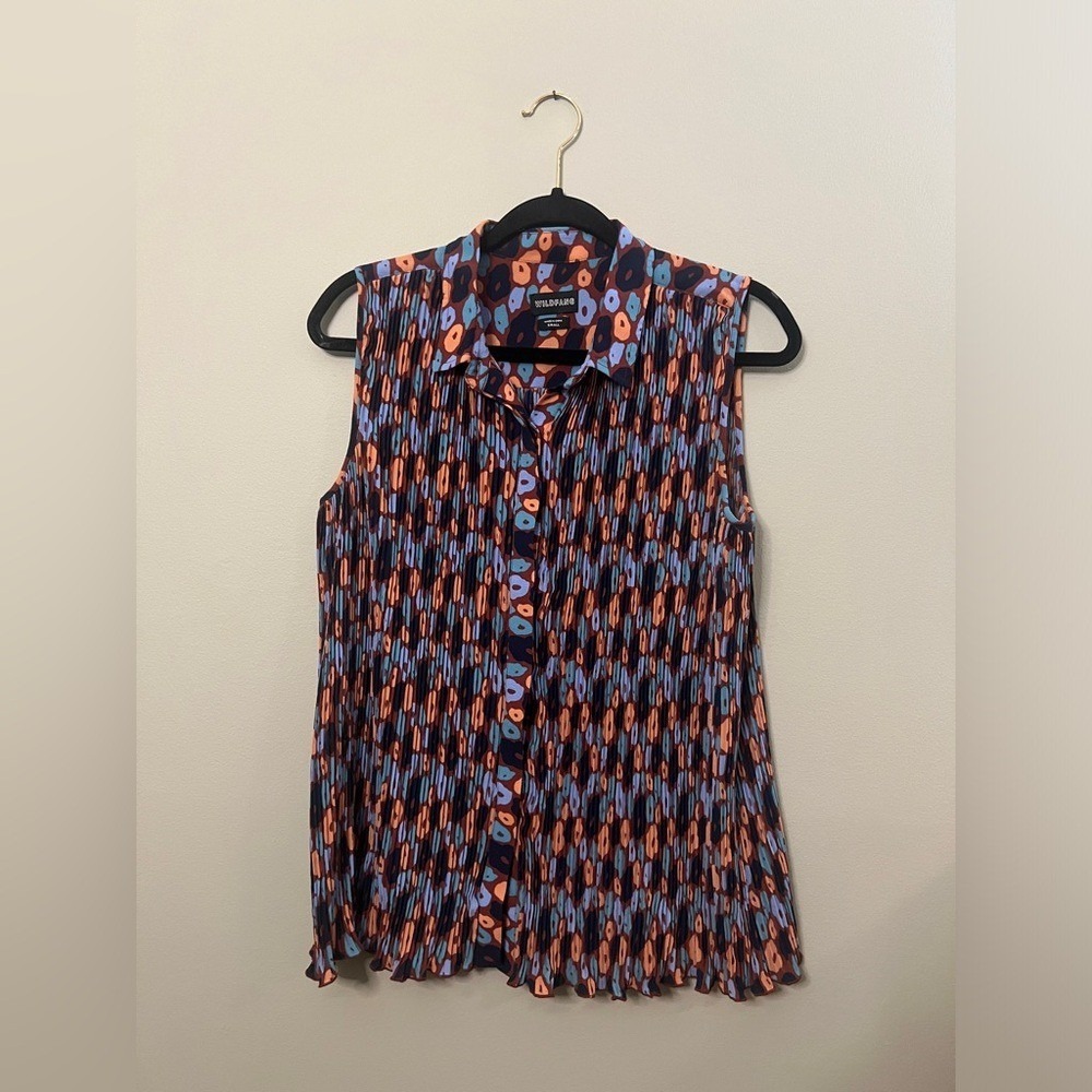 Wildfang Button Down Sleeveless Top Pleats Women Size Small